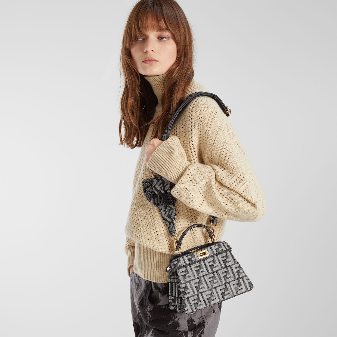 Strap You Fabric Black - Image 2/2