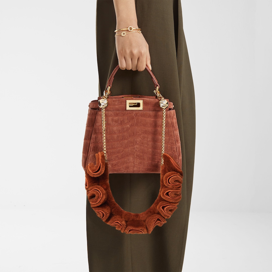 Strap You Fur Brown - Image 4/4
