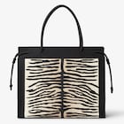 حقيبة Shopper Fendi Magic بحجم كبير الصورة 3 من 5