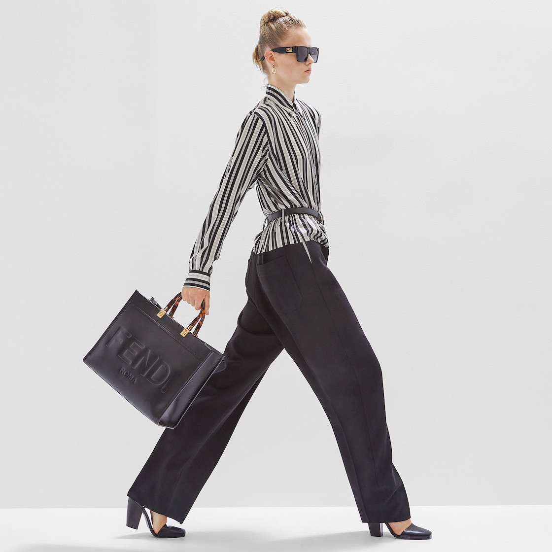 フェンディ サンシャイン ミディアム レザー ブラック | Fendi フェンディ サンシャイン ミディアム レザー ブラック | Fendi