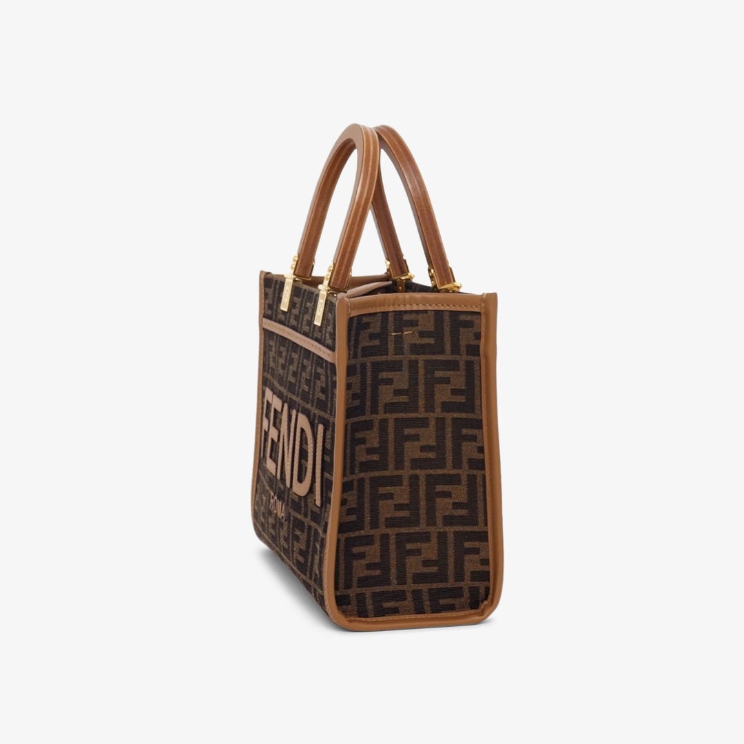 حقيبة Fendi Sunshine بحجم صغير