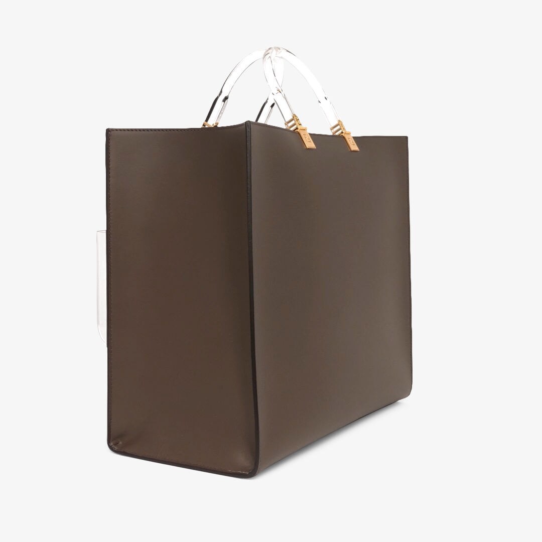 حقيبة Fendi Sunshine بحجم كبير
