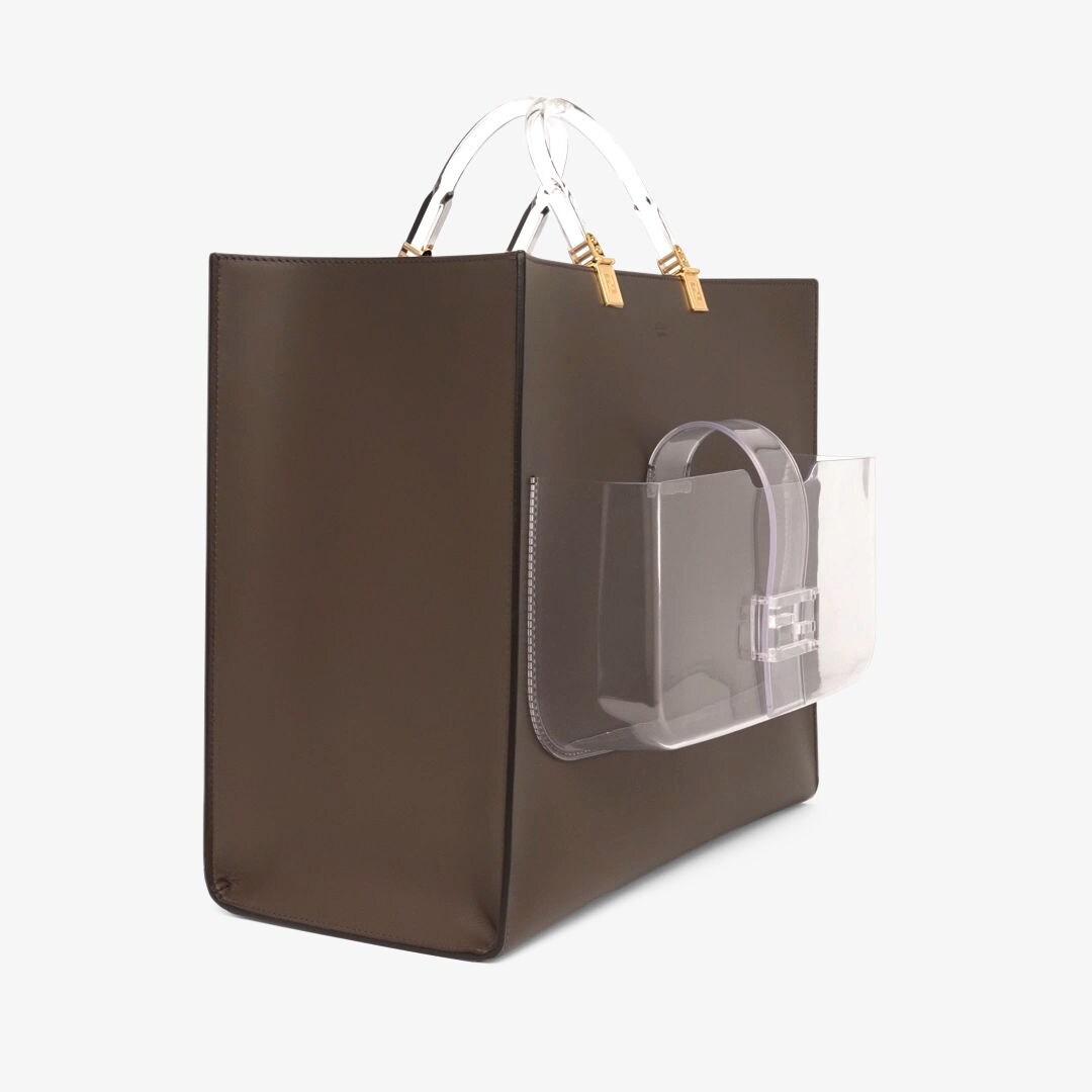 حقيبة Fendi Sunshine بحجم كبير