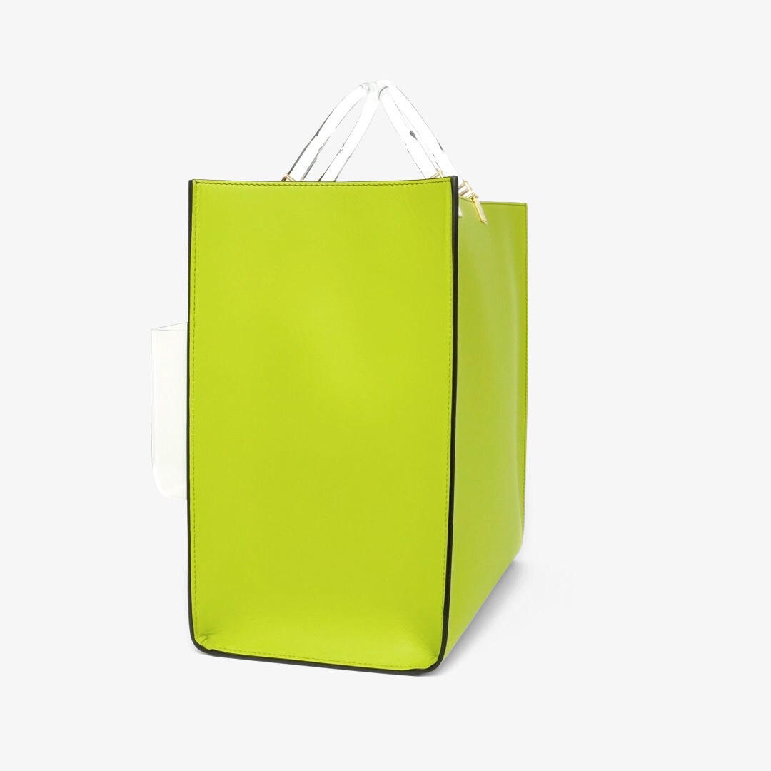 حقيبة Fendi Sunshine بحجم كبير