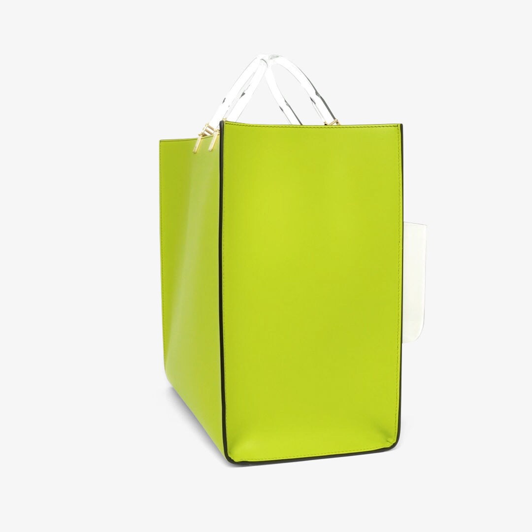 حقيبة Fendi Sunshine بحجم كبير