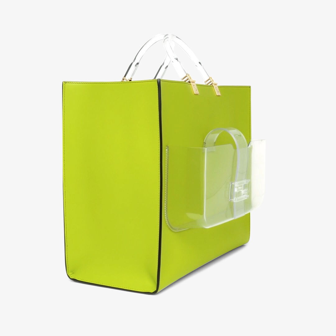 حقيبة Fendi Sunshine بحجم كبير
