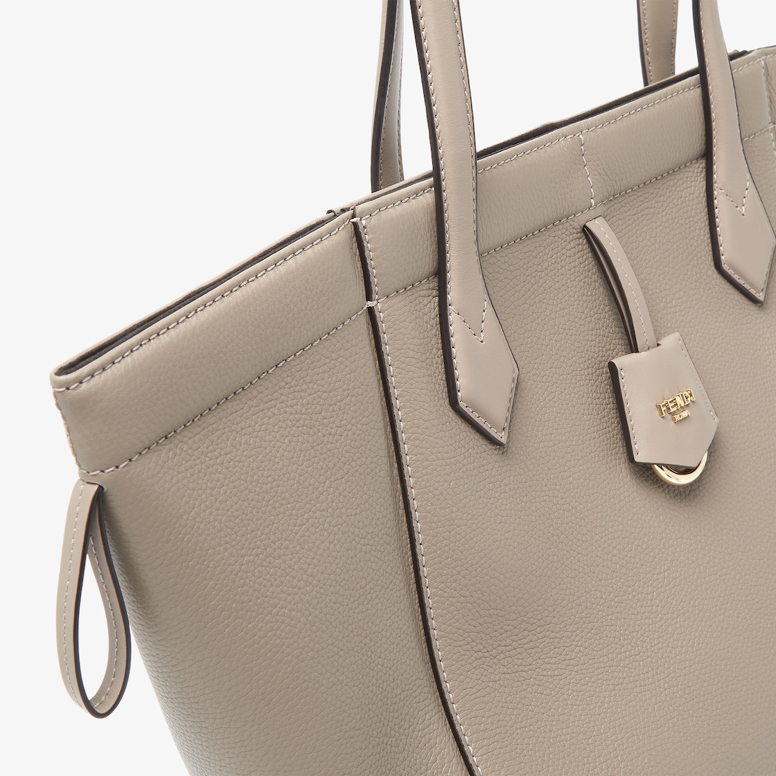 レザー のウィ ウィメンズ 向けデザイナー 巾着型バッグ | FENDI JP レザー のウィ ウィメンズ 向けデザイナー 巾着型バッグ | FENDI JP