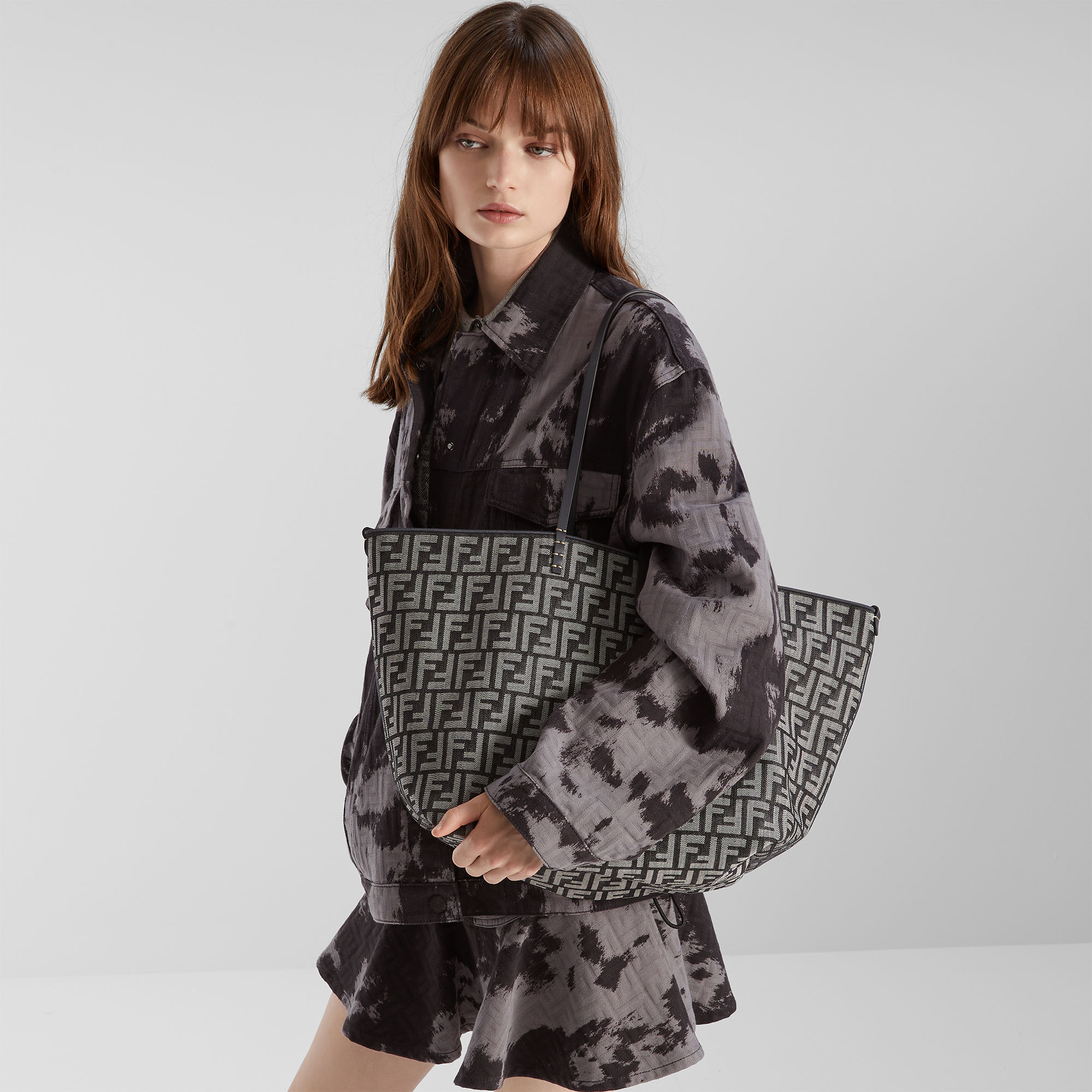 ロール ラージ ファブリック ブルー | Fendi