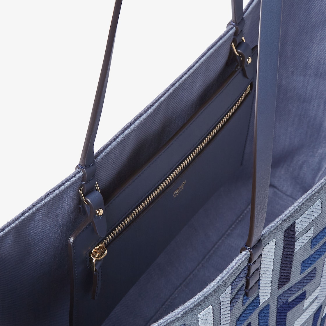 Roll Large Fabric Blue - Image 6/7
