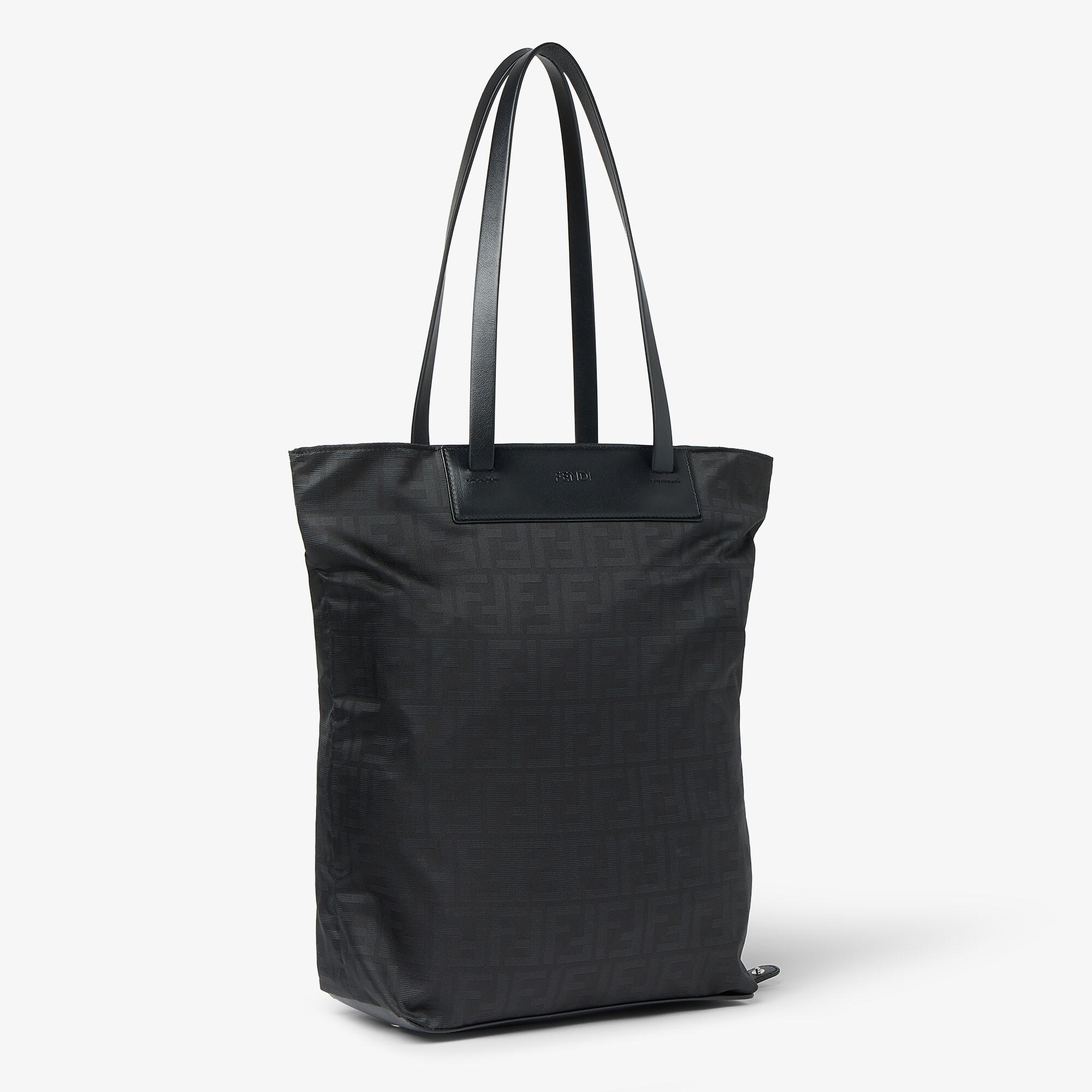 FENDI トートバッグ ブラック肩に掛けられる トートバッグ - ブラック | FENDI JP