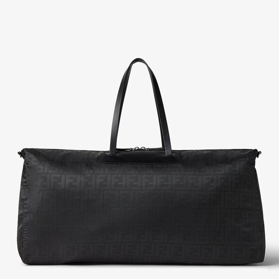 Fendi Versatile, travel-ready duffle bag | Thumbnail 3