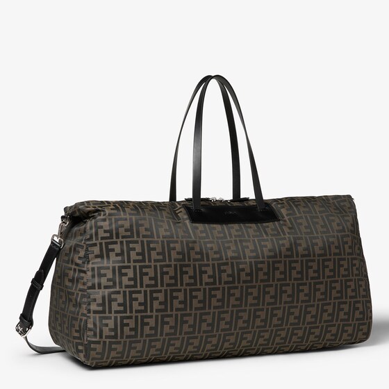 Fendi Versatile, travel-ready duffle bag | Thumbnail 2