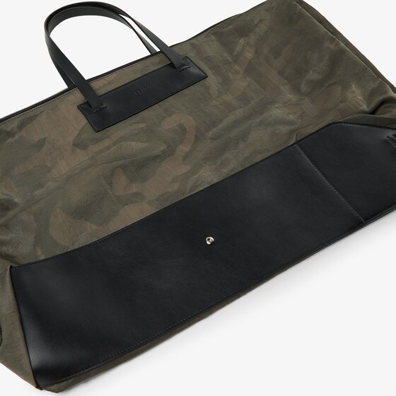 Fendi Versatile, travel-ready duffle bag | Thumbnail 6