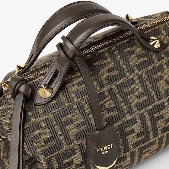 Fendi By The Way Soft Medium | Thumbnail 7