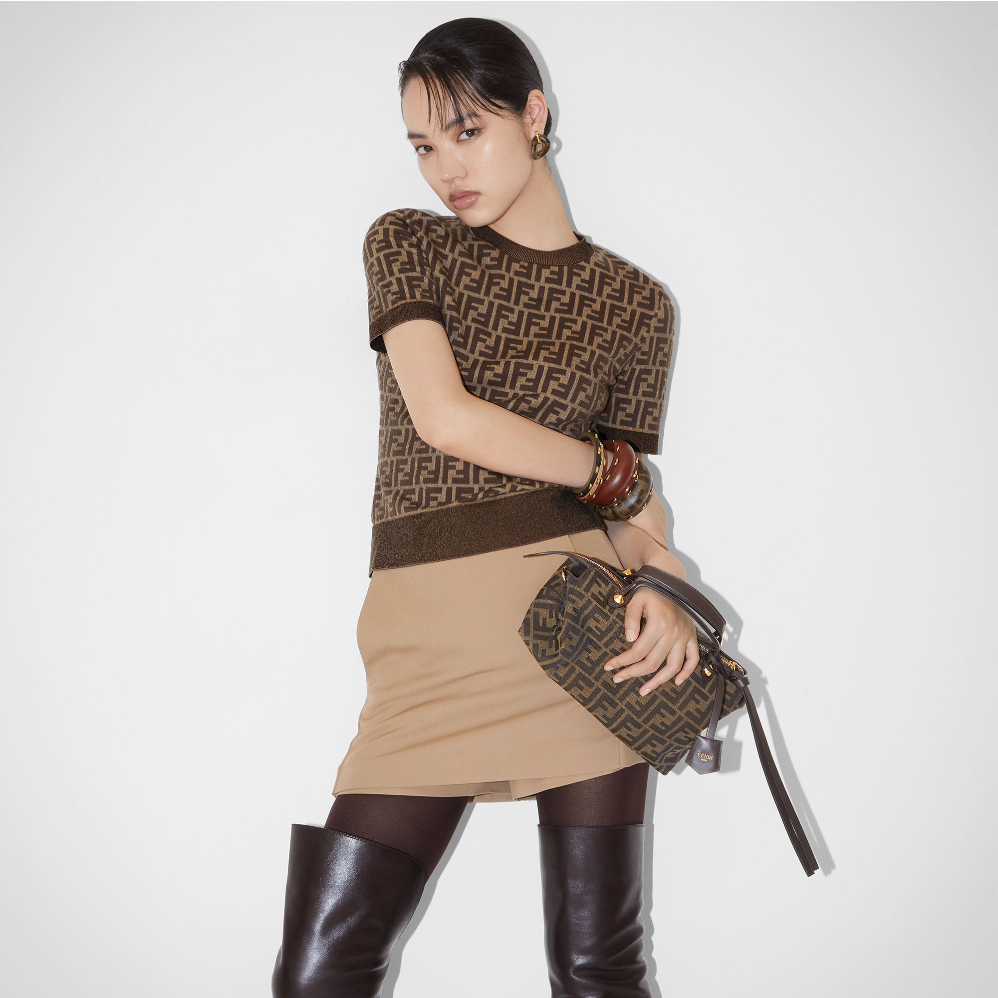 バイ ザ ウェイ ソフト ミディアム ファブリック ブラウン | Fendi バイ ザ ウェイ ソフト ミディアム ファブリック ブラウン | Fendi