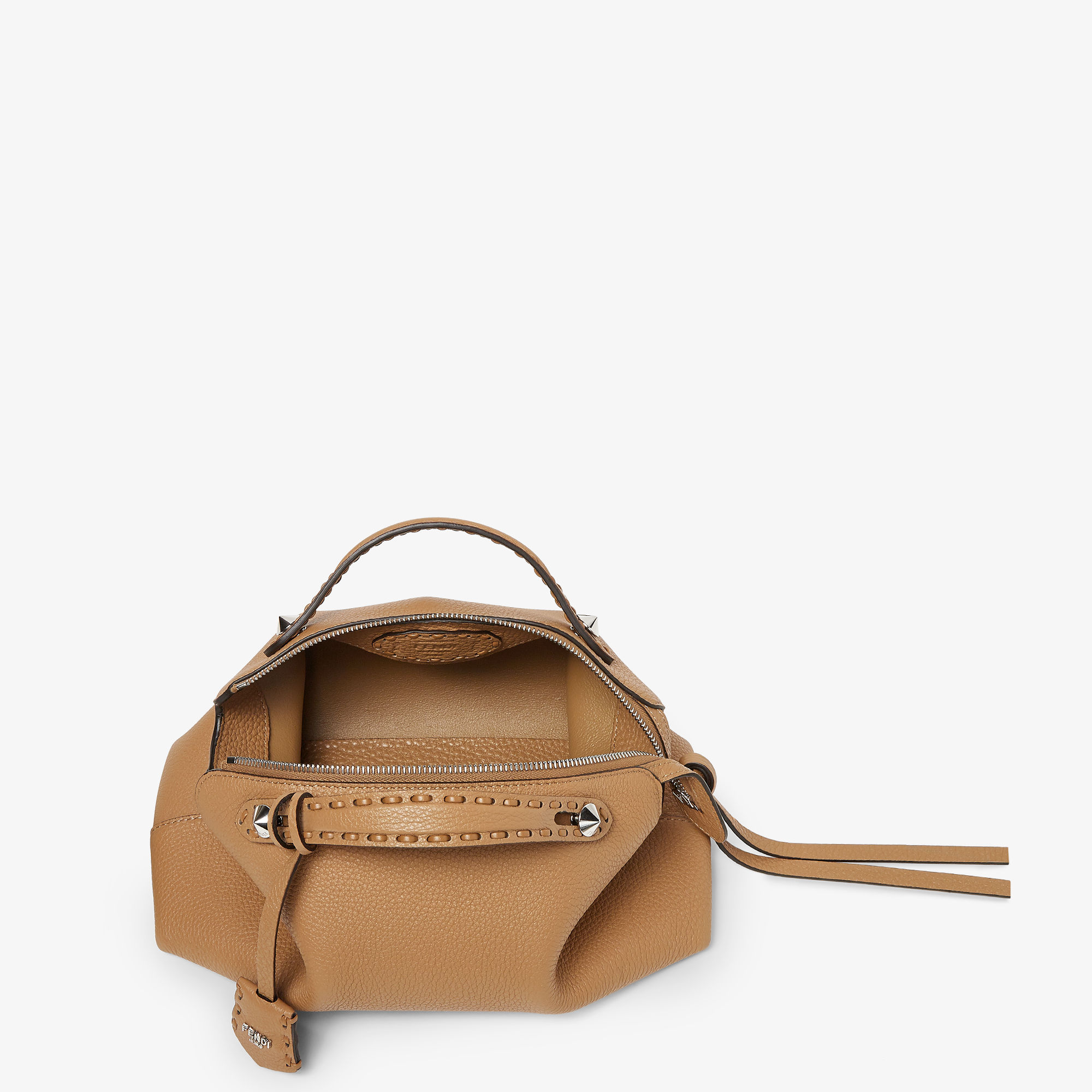 バイ ザ ウェイ セレリア ミディアム カーフレザー ベージュ | Fendi バイ ザ ウェイ セレリア ミディアム カーフレザー ベージュ | Fendi