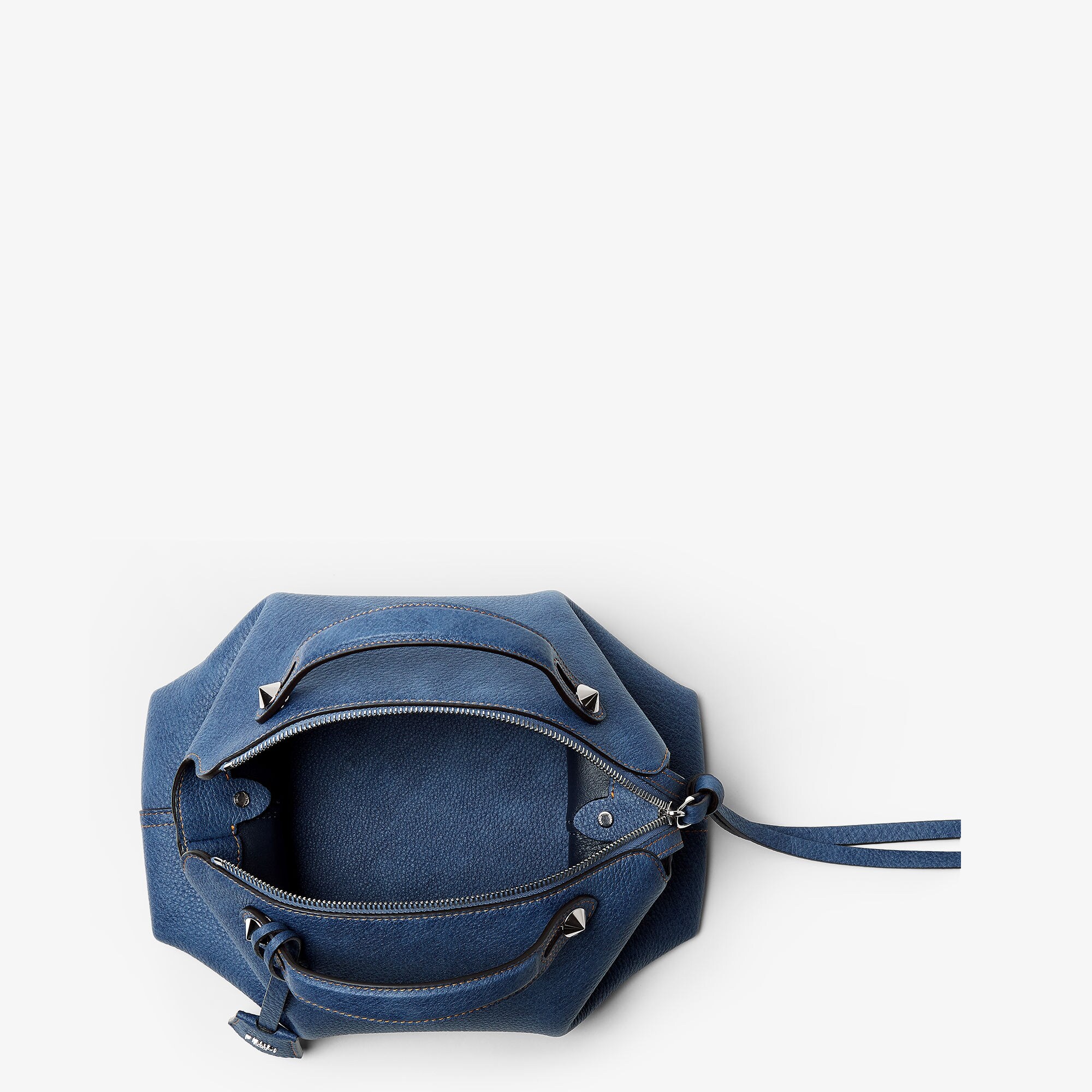 ハンドバッグ Fendi Blue Leather Medium By The Way Handbag Fendi Shoulder Bag: Exquisite Craftsmanship