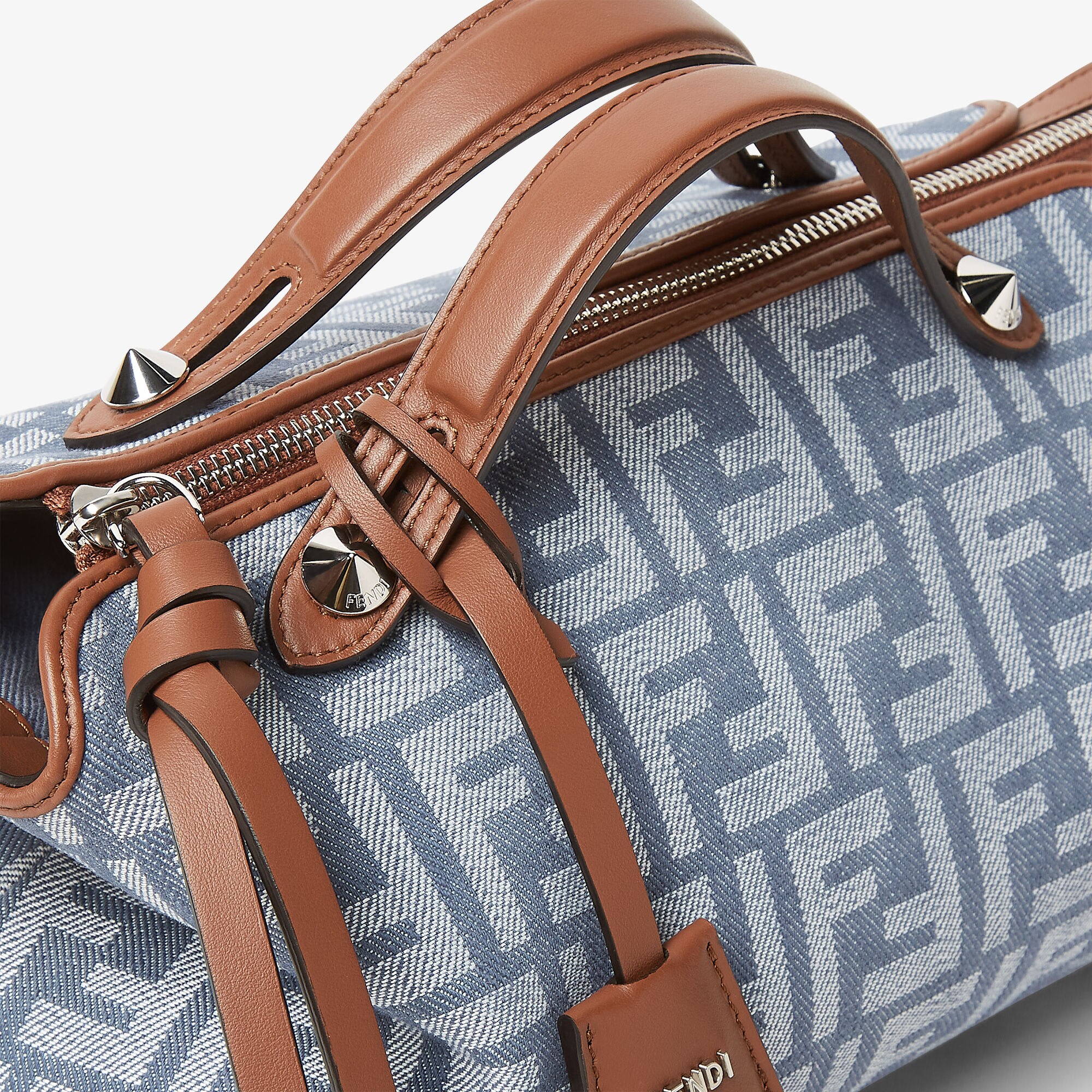 ショルダーバッグ・ポシェット FENDI 'By The Way Soft Medium' handbag (8BL155AUTU F1SYW) 8BL155AUT4F1SXP_01?wid=2000&