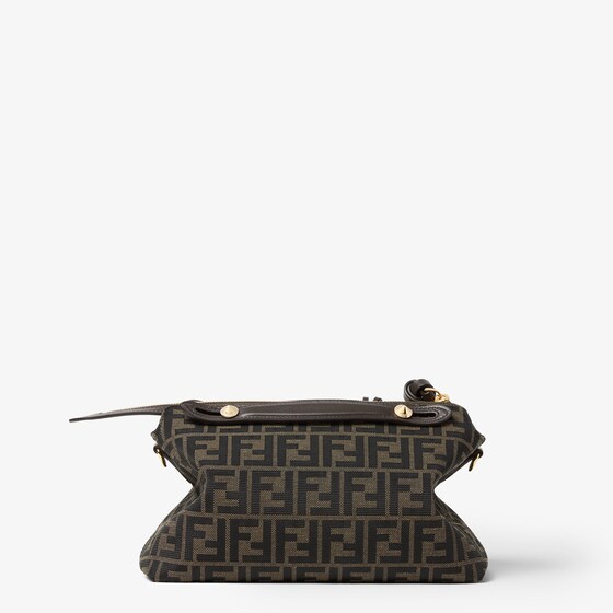 Fendi By The Way Soft Medium | Thumbnail 4
