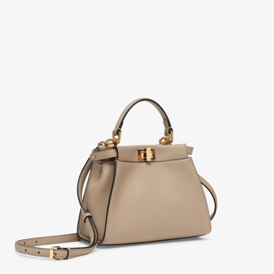Fendi Iconic small Peekaboo bag made of dove grey leather | Thumbnail 2