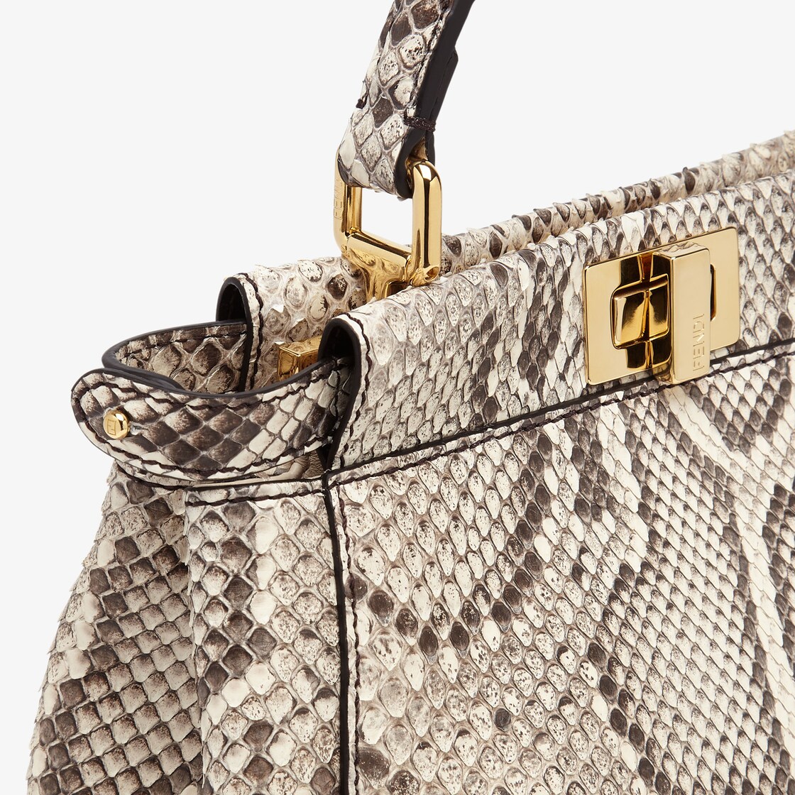 Peekaboo Mini Precious skin White - Image 5/5