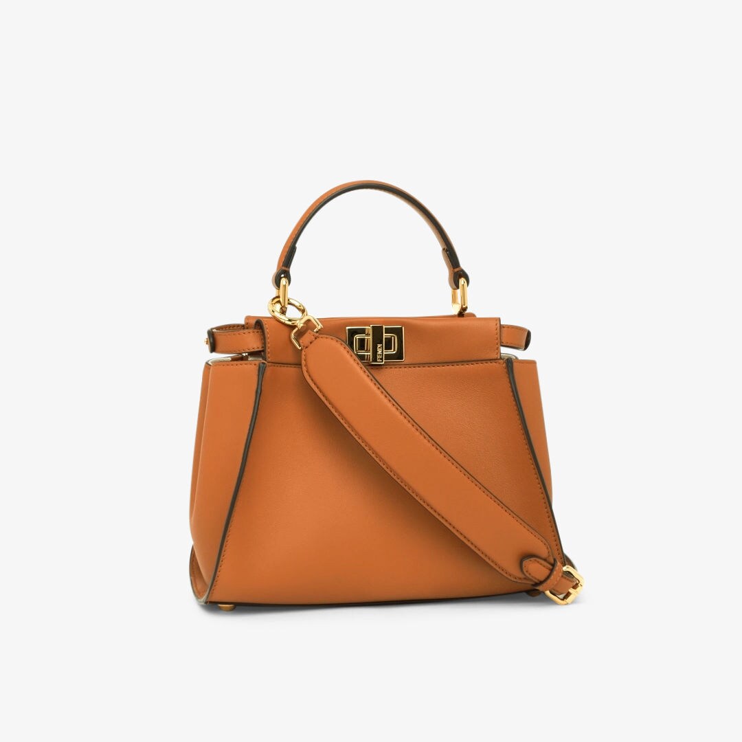 Fendi discount peekaboo regular