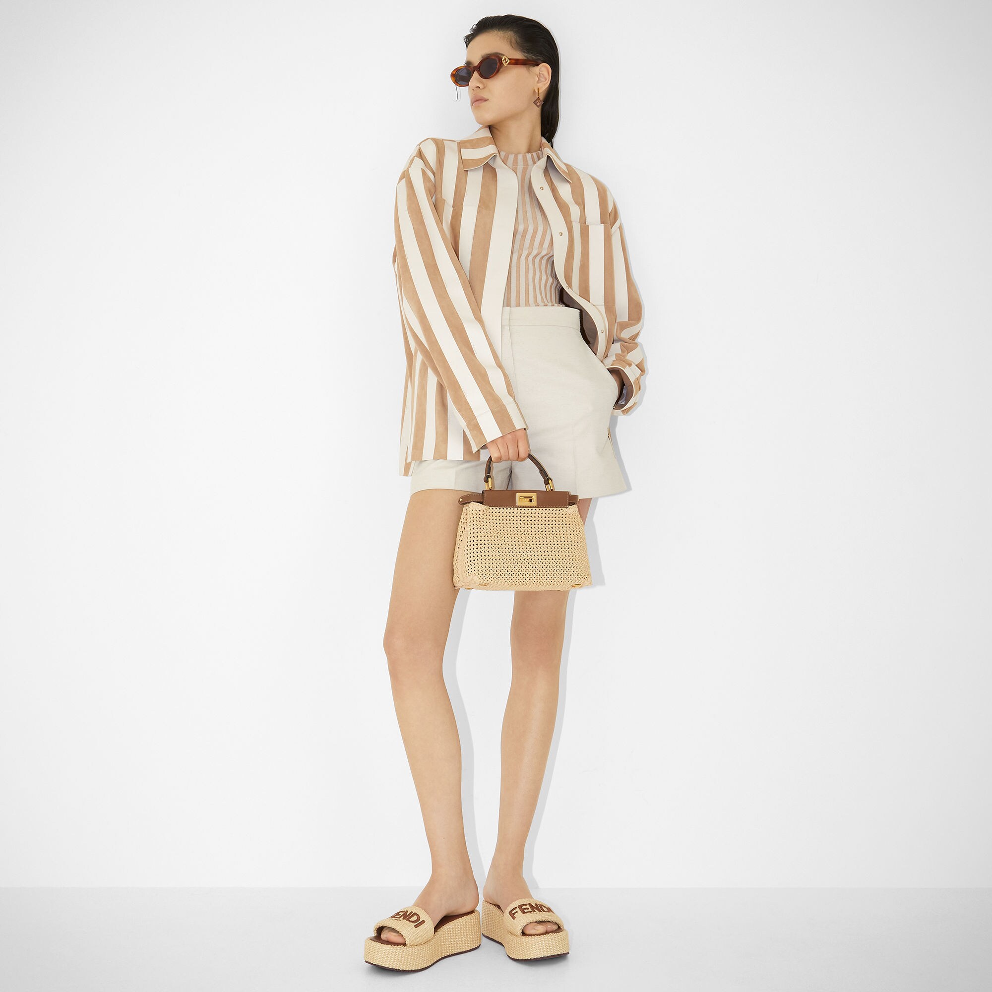 美品 FENDI ジーンズ 10歳のお買い物なら正規取扱店へ