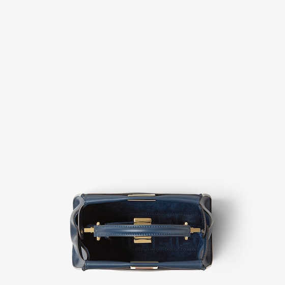 Fendi Iconic small Peekaboo bag, the epitome | Thumbnail 5