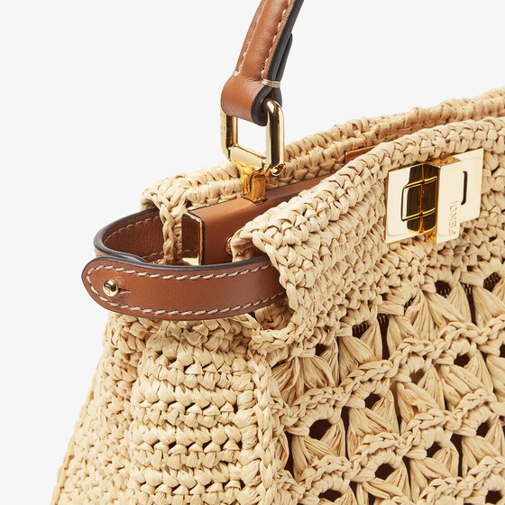 Fendi Iconic small Peekaboo bag, the epitome | Thumbnail 6