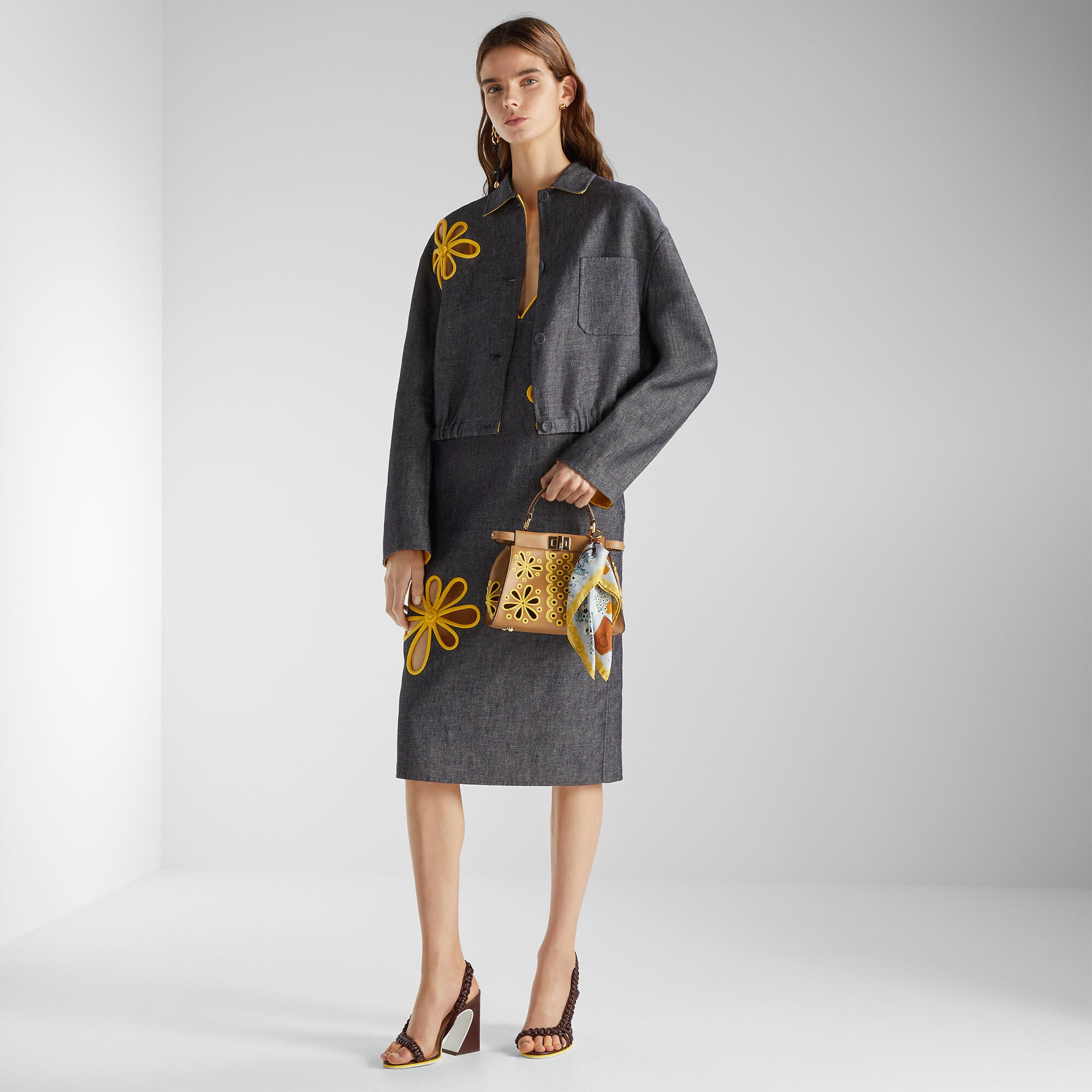ピーカブー ミニ レザー ベージュ | Fendi