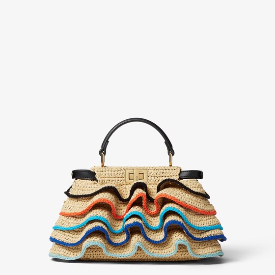 Fendi Iconic small Peekaboo bag, the epitome | Thumbnail 3