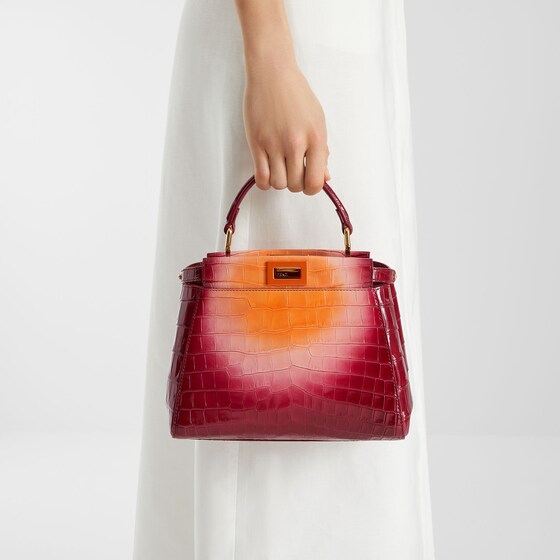 Fendi Iconic small Peekaboo bag, the epitome | Thumbnail 6