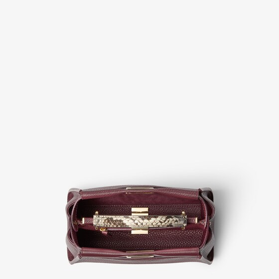 Fendi Iconic small Peekaboo bag, the epitome | Thumbnail 4