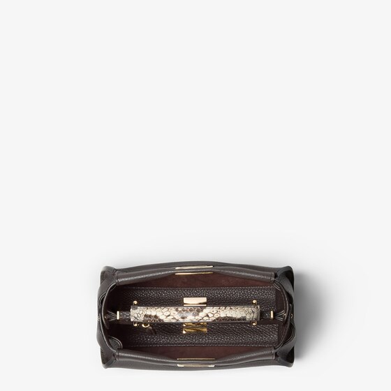 Fendi Iconic small Peekaboo bag, the epitome | Thumbnail 4