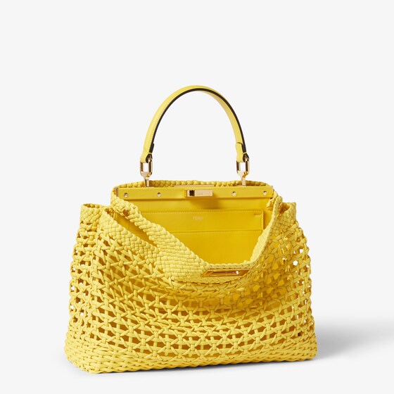 Fendi Iconic medium Peekaboo bag, the epitome | Thumbnail 2