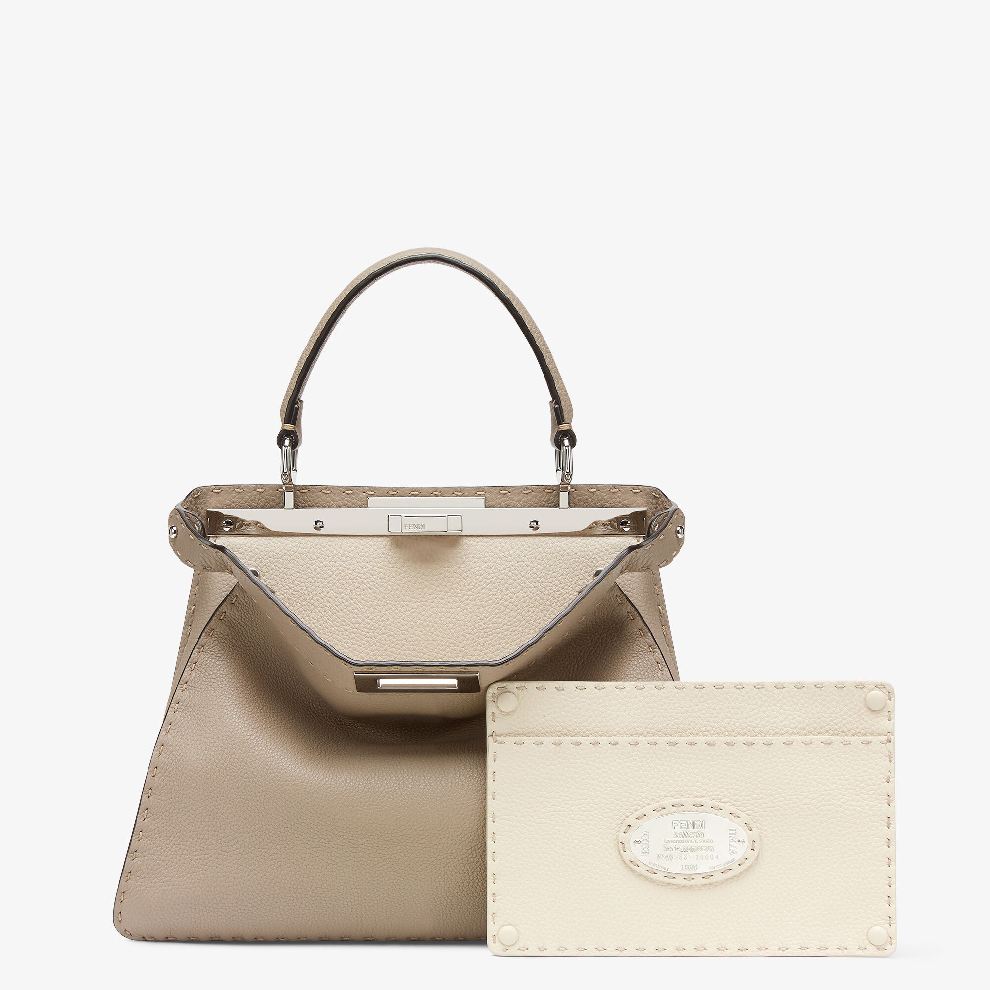 PEEKABOO 未使用品 FENDI フェンディ ピーカブー アイシーユー