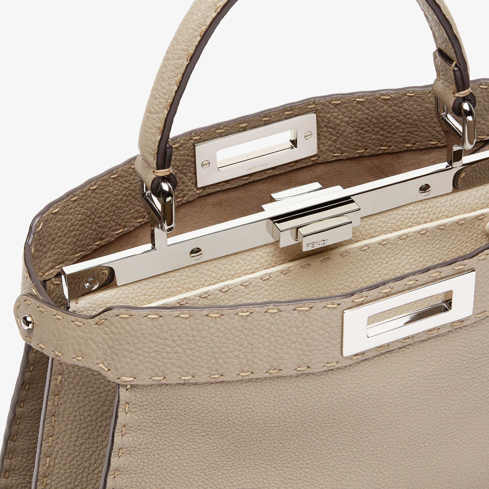 【関税込/国内発】フェンディ ピーカブー イゼウミディアムBAG ピーカブー ISeeU ミディアム レザー ブラック | Fendi