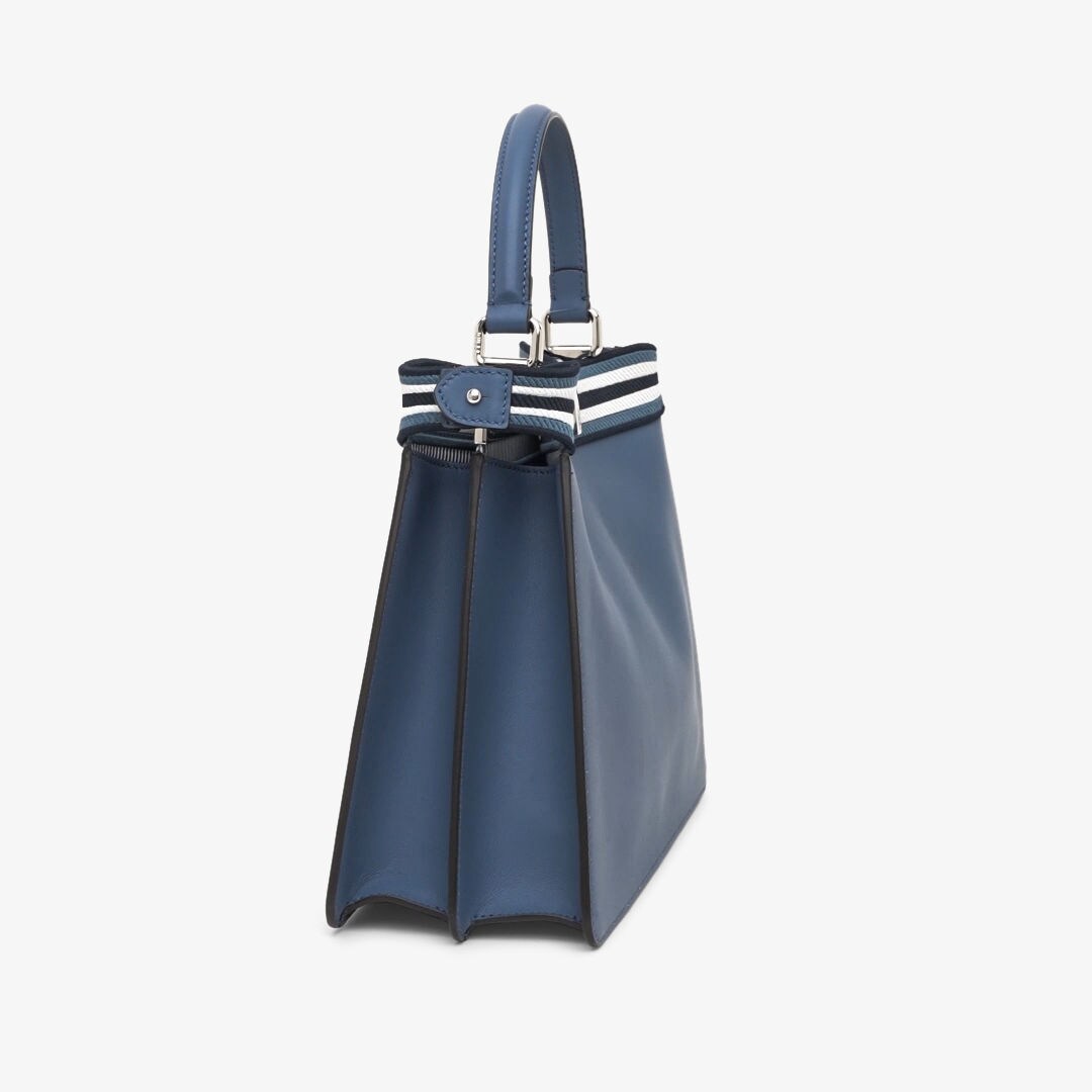 Peekaboo ISeeU Medium