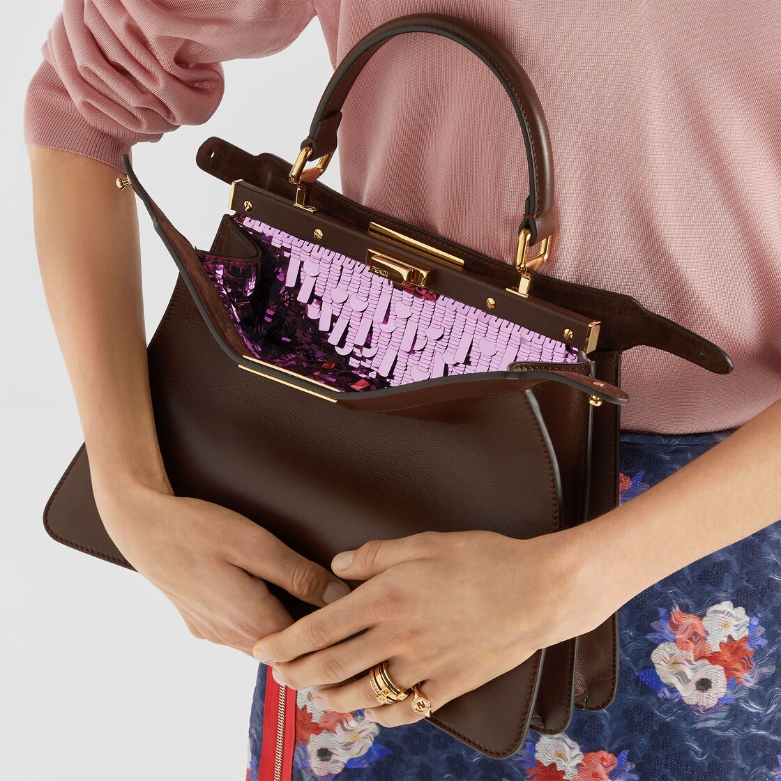 Peekaboo ISeeU Medium