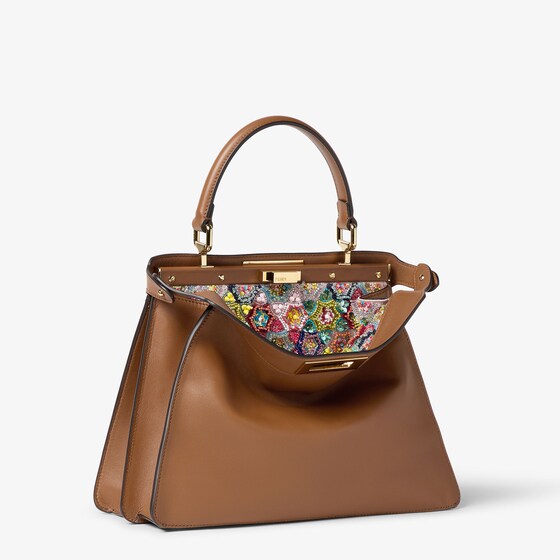 Fendi Peekaboo Iseeu Medium | Thumbnail 3