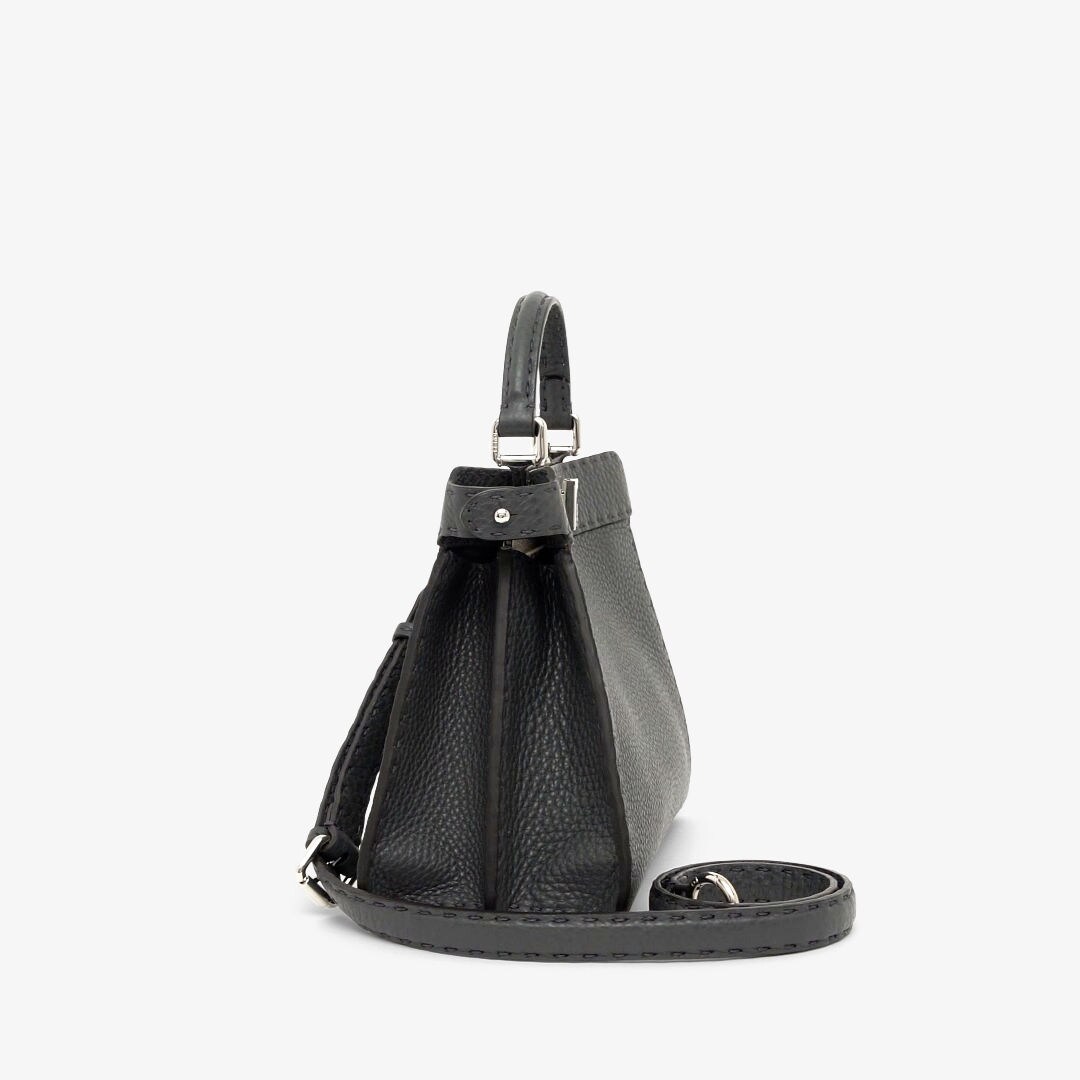 ピーカブー ISeeU スモール レザー ブラック | Fendi
