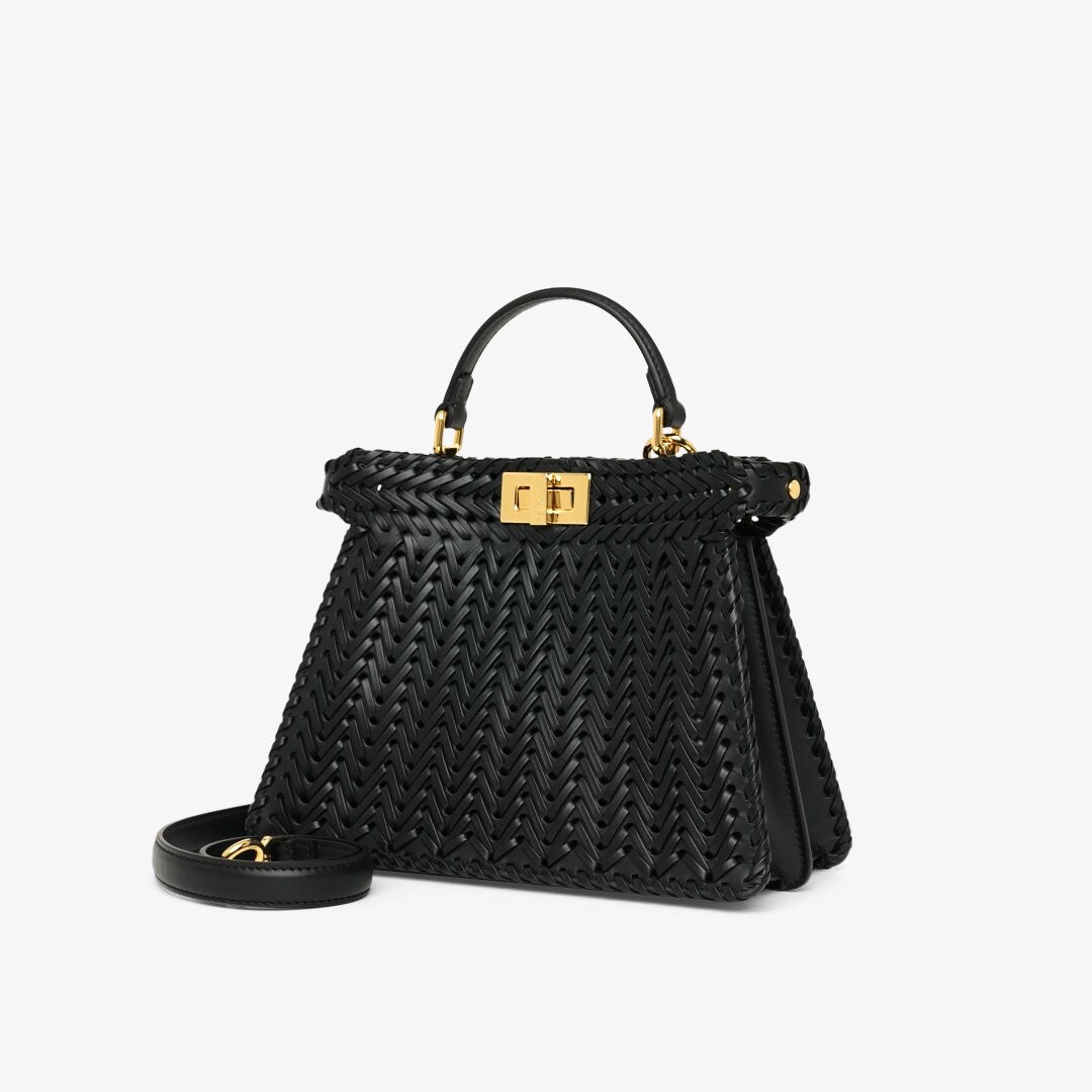 Peekaboo ISeeU Interlace - Small Leather Black | Fendi