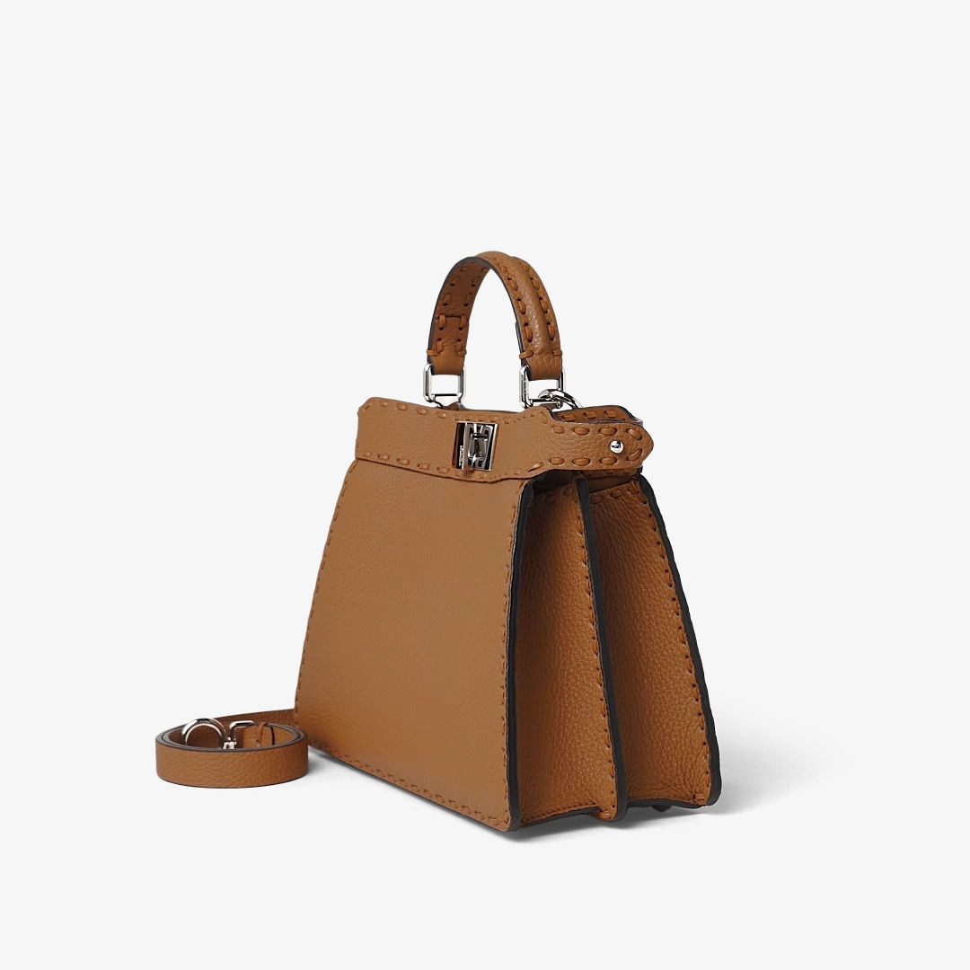 ピーカブー ISeeU スモール カーフレザー ブラウン | Fendi ピーカブー ISeeU スモール カーフレザー ブラウン | Fendi