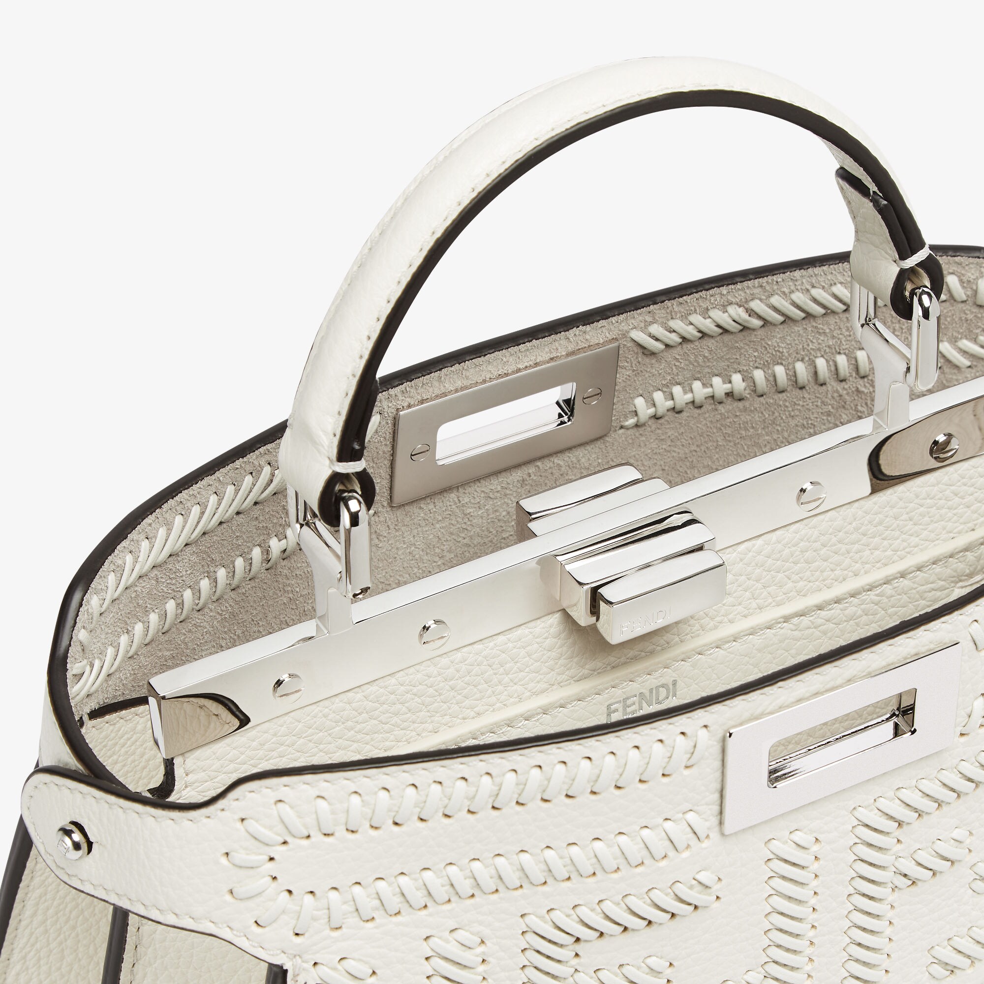 ピーカブー ISeeU スモール カーフレザー ホワイト | Fendi