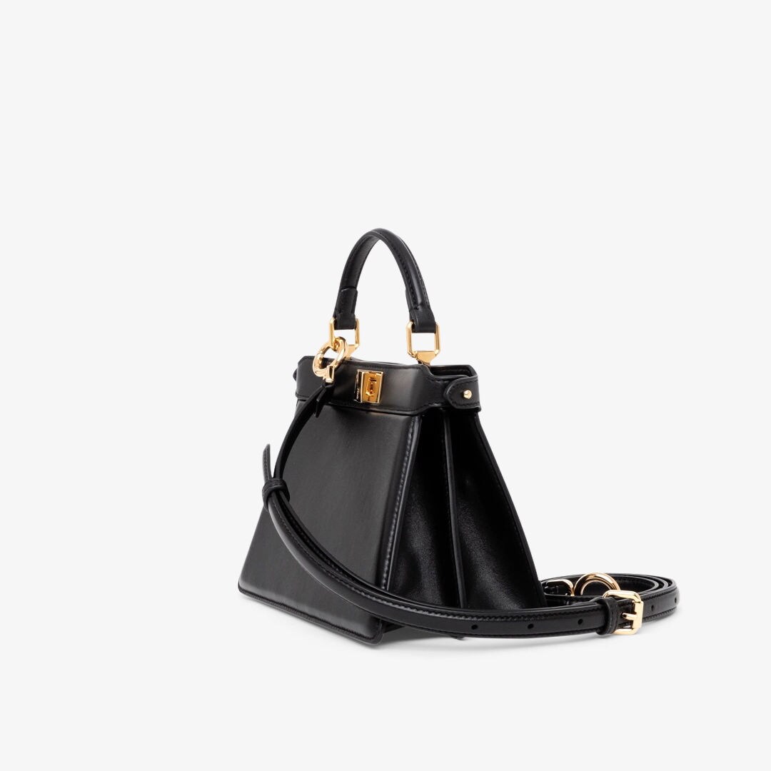 Peekaboo ISeeU Petite - Black padded nappa leather bag | Fendi