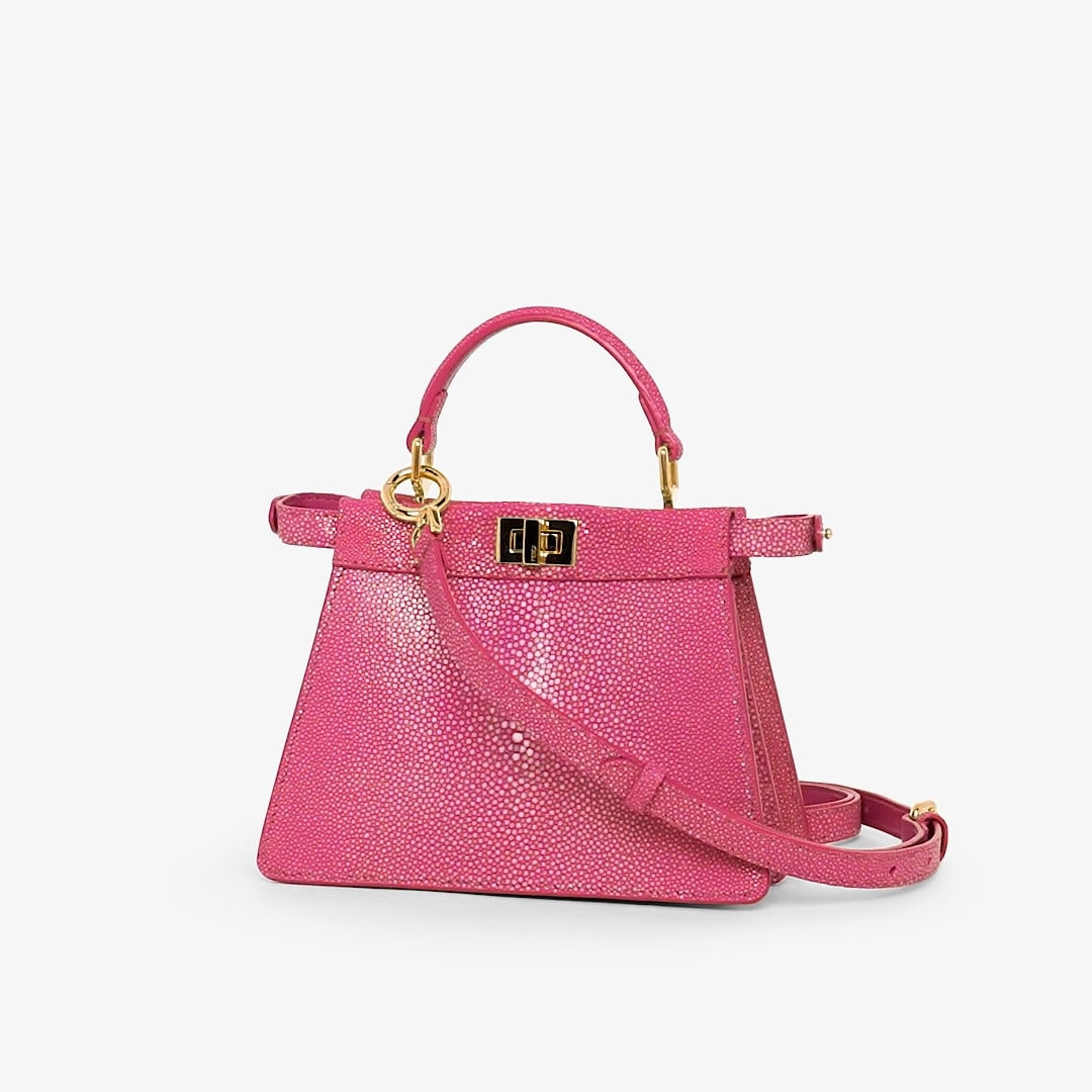 Pink fendi 2024 peekaboo bag