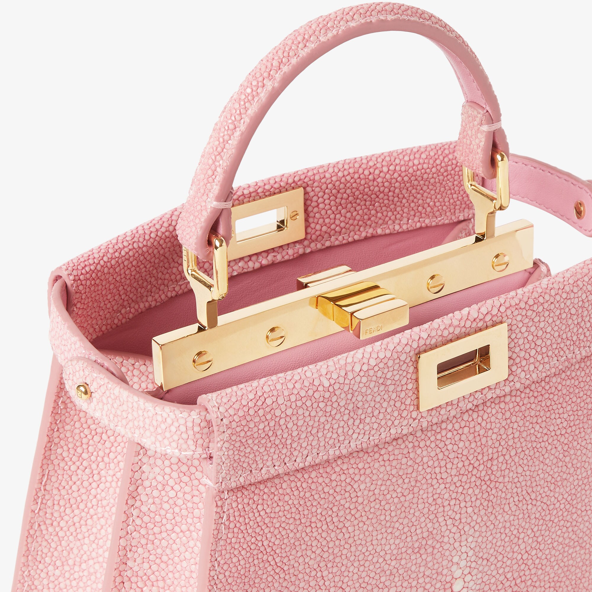 23新作 フェンディ ピーカブー ISeeU プチ ピンク ピーカブー ISeeU プチ プレシャスレザー ピンク | Fendi