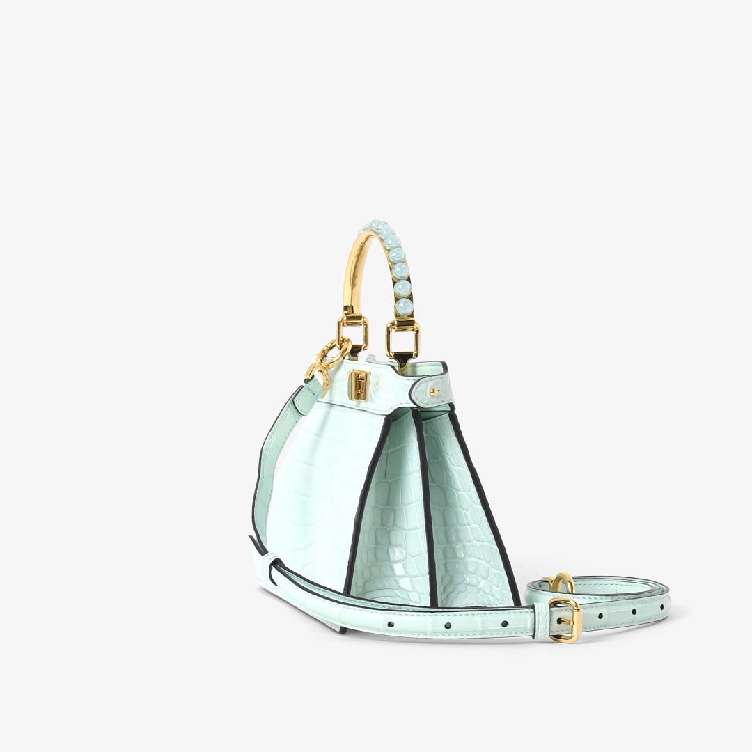 حقيبة Peekaboo ISeeU بحجم صغير جداً