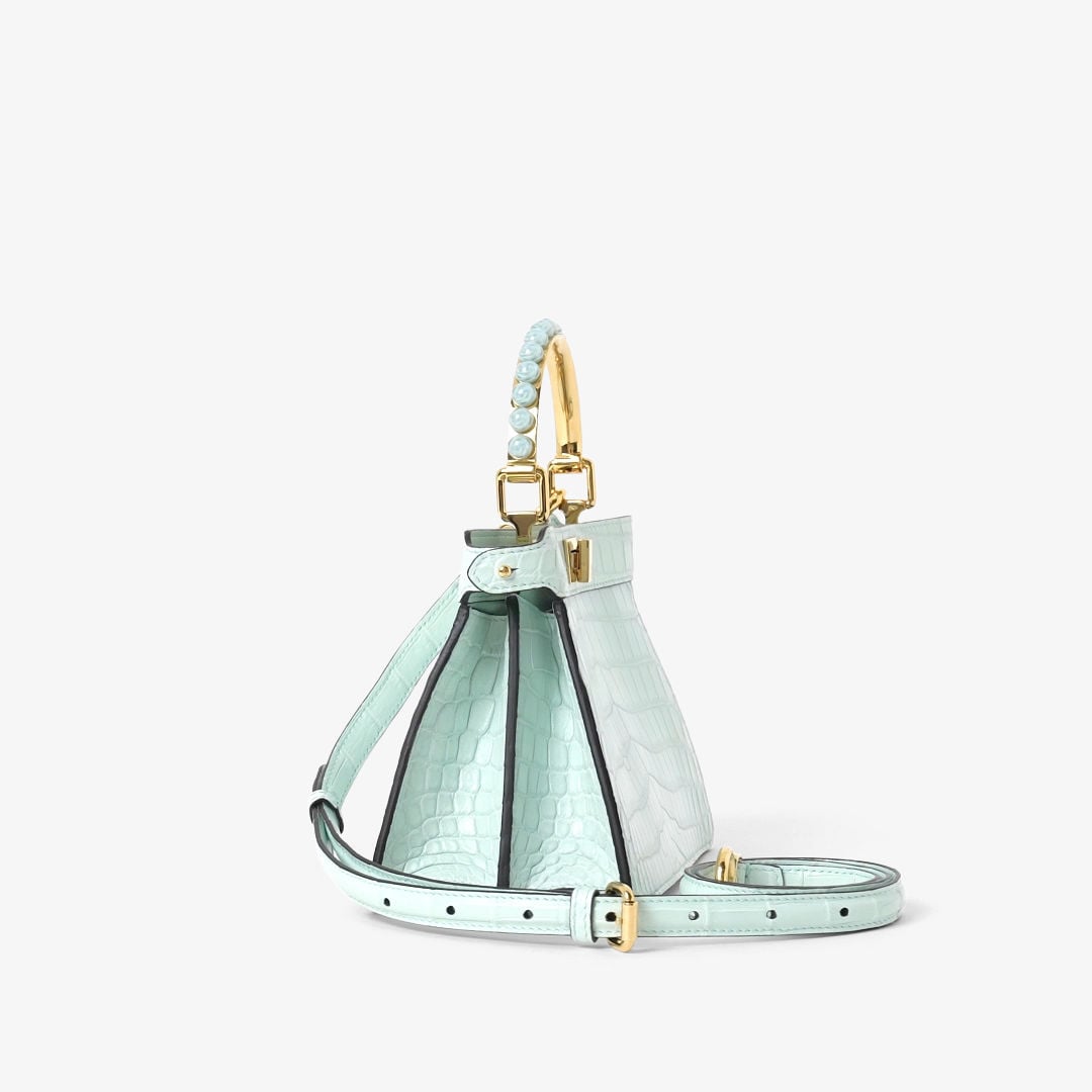 Peekaboo ISeeU Petite