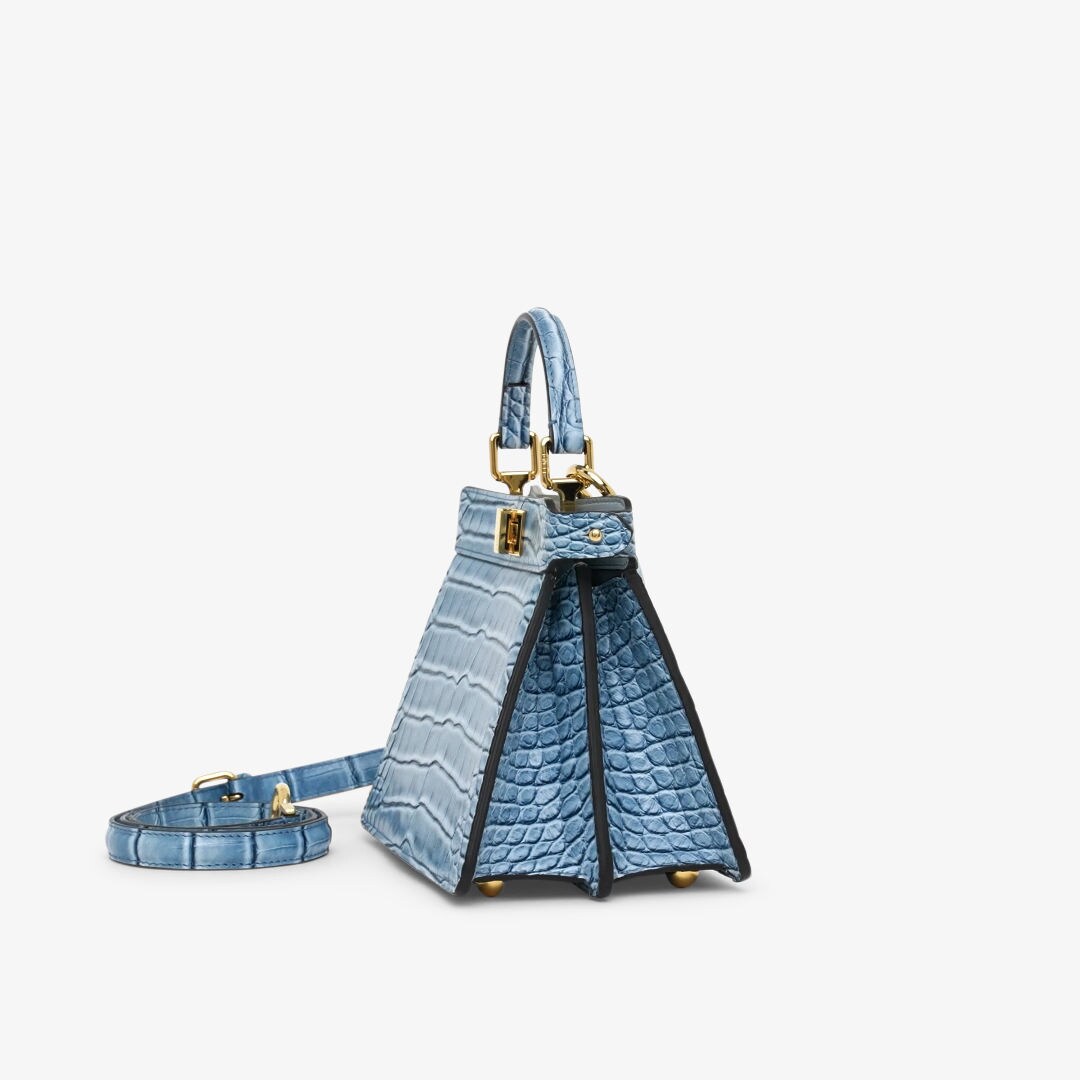 Peekaboo ISeeU Petite